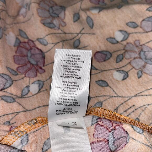 NWT LuLaRoe Iris - Medium Simply Comfortable Short Sleeve Top - Picture 10 of 11